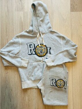 Polo Ralph Lauren Mens Bold Tiger Logo Sweat Suit (Medium Shirt/Small Pant)